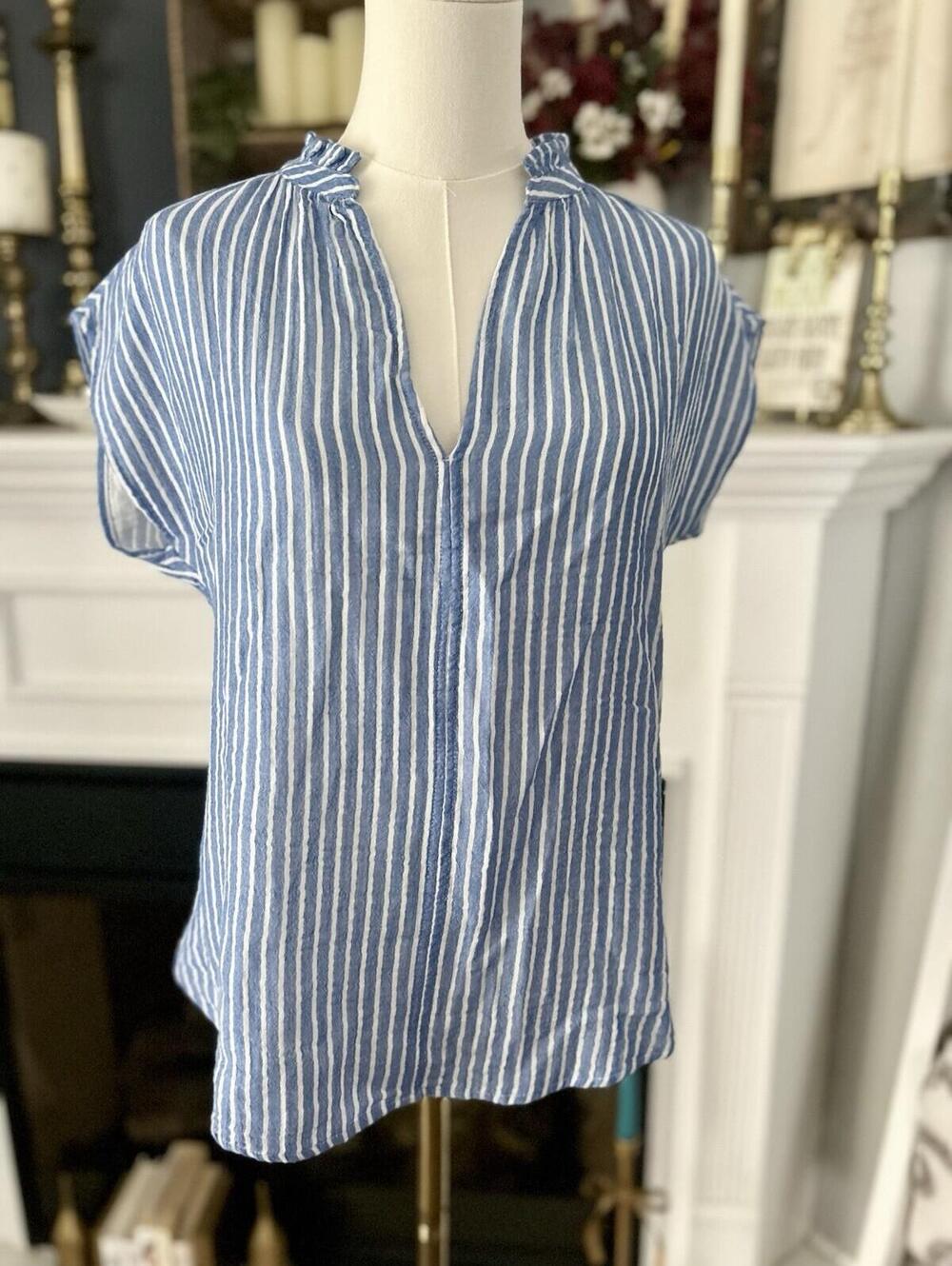 H&M Women’s Blue/White Striped Blouse Lightweight Size XS (Fits Like Medium)
